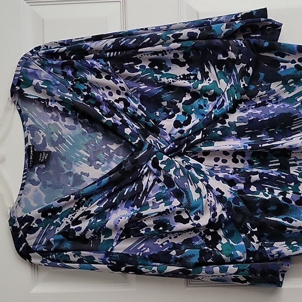 Lane Bryant Women's Top - Picture 3 of 9